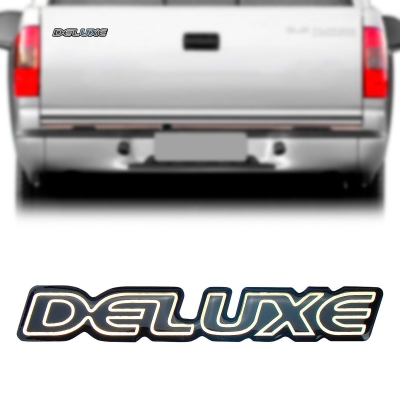 Emblema 'DELUXE' - Chevrolet S10 / Blazer 1995/2000 (Ouro) - Preto / Contorno Dourado / Resinado