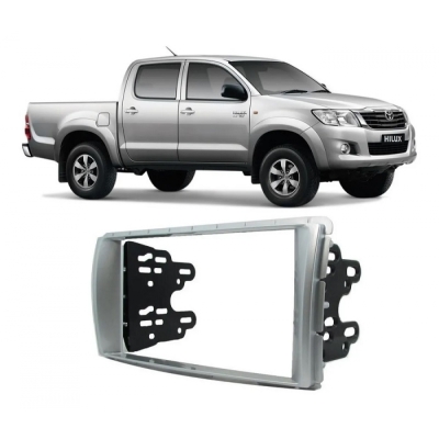 Moldura Para Aparelho Som/Dvd 2din Toyota Hilux Srv Após 2012 – Prata – Com Moldura Intermediária E Suporte De Fixação.