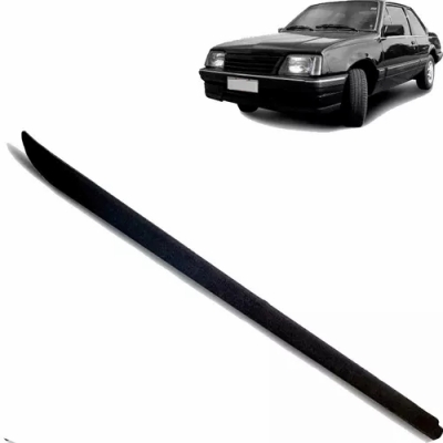 Friso Do Farol - Chevrolet Monza 1982/1990 - Preto / Direito