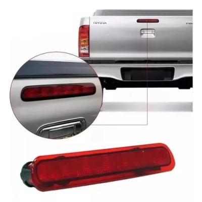 Lanterna Da Tampa Brake Light Da Toyota Hilux 2016/23 - Com Placa Em Led Na Cor Vermelha - Com Chicote E Soquete.