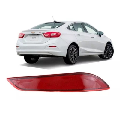 Refletor Do Parachoque - Chevrolet Cruze 2016/2022 - Traseiro / Direito