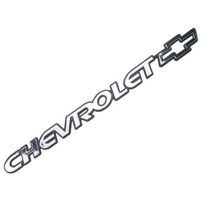 Emblema 'CHEVROLET' - Chevrolet S10 / Blazer 1995/2000 - Prata / Fundo Preto / Resinado