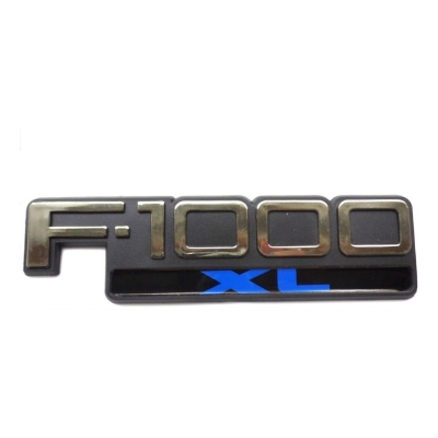 Emblema 'F-1000 XL' - Chevrolet F1000 XL 1995/1998 - Cromado / Fundo Preto / 'XL' Azul