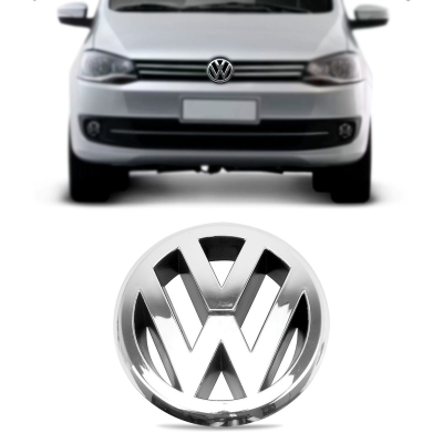 Emblema 'Logo Volkswagen' - Volkswagen Fox 2010/2014 - Cromado / Vazado / Grade Do Radiador