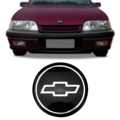 Emblema 'Logo Chevrolet' - Chevrolet Kadett (Capô) / Monza (Capô) / Vectra (Porta Malas) 1991/1996 - Cromado / Fundo Preto / Acrílico